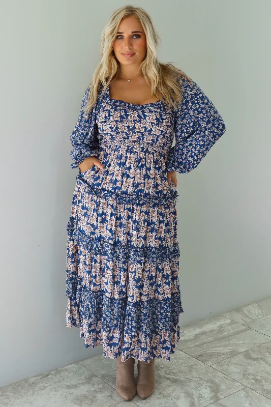 Midi Dresses for trendy family events-Totally Worth It Midi Dress: Navy/Multi