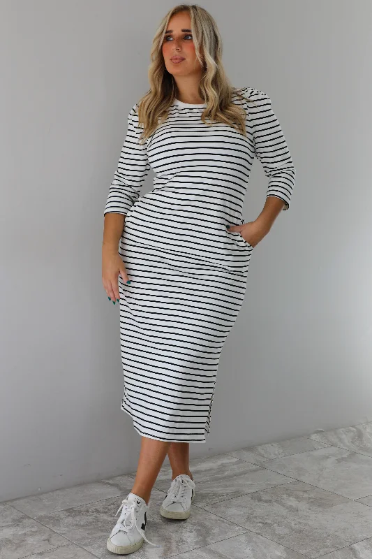 Midi Dresses for stylish dinner parties-Simple Striped Midi Dress: White/Black