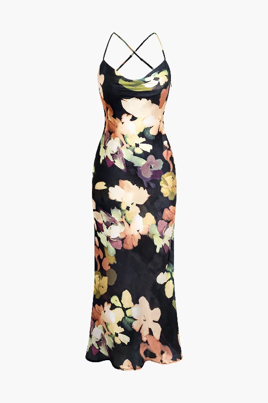 Midi Dresses for stylish outdoor gatherings-Floral Print Halter Midi Dress