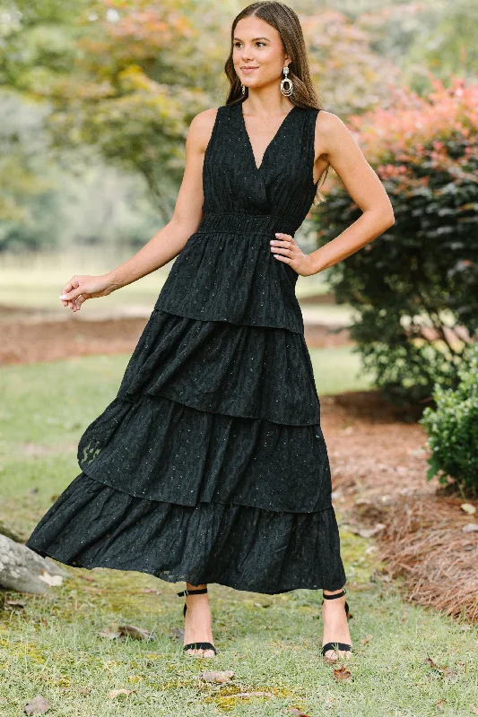 Midi Dresses for spring weekend parties-Living The Dream Black Tiered Midi Dress