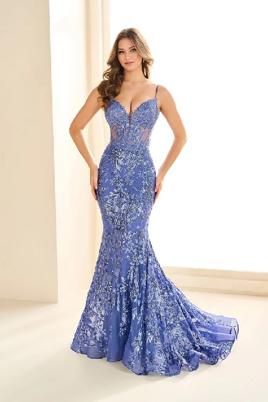 Evening Dress with Sequin Detail and Satin-Ellie Wilde: EW36003