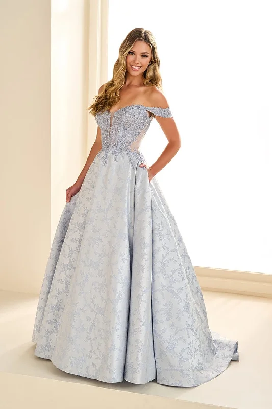 Evening Dress with Crystal Bodice and Lace-Ellie Wilde: EW36078