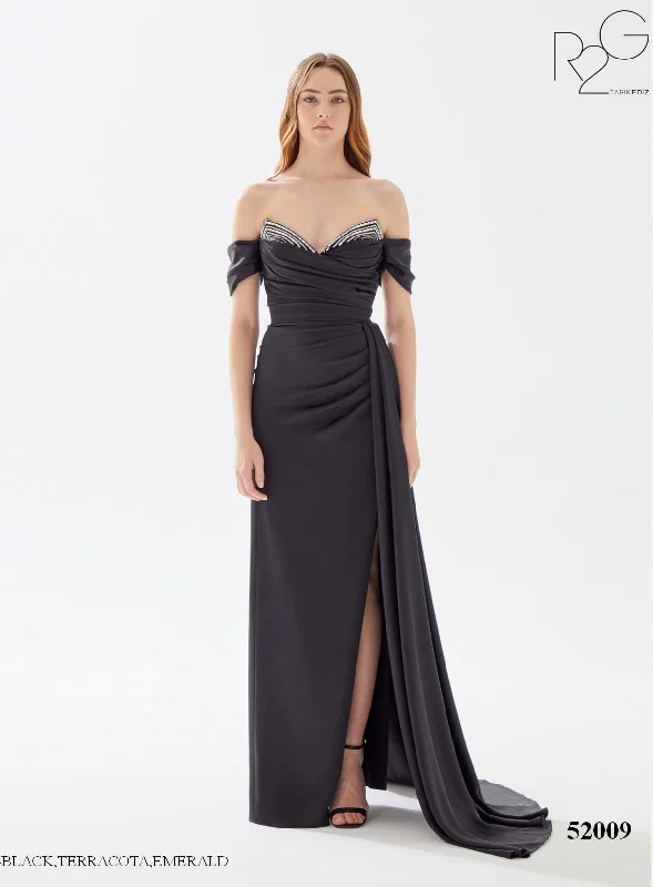 Evening Dress with Beaded Bodice and Sequin Skirt-Tarik Ediz (R2G): 52009