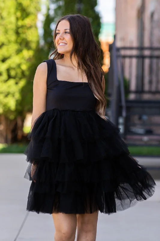 Mini Dresses with trendy cut-out designs-Black Square Neck Tulle Skirt Dress