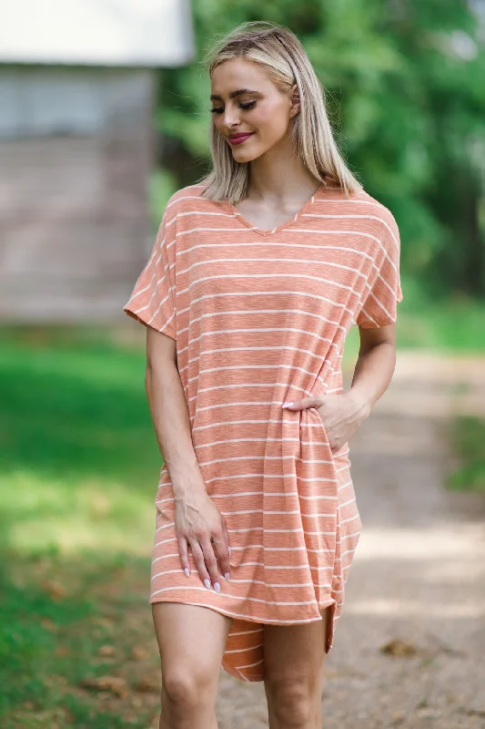 Mini Dresses for brunch dates-Orange and White Stripe Short Sleeve Dress