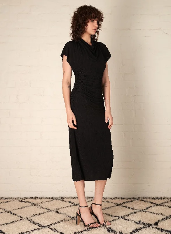 Maxi dresses for an intimate dinner at a private estate -Esmaee Sasha Maxi Dress