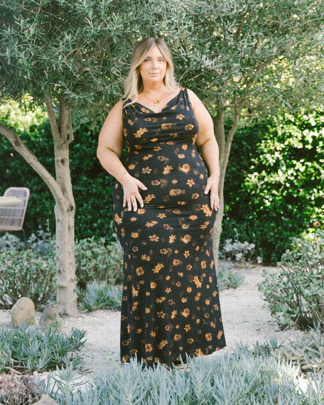 Maxi dresses for a luxury outdoor wedding celebration -Stevie Maxi Dress | Silversprings