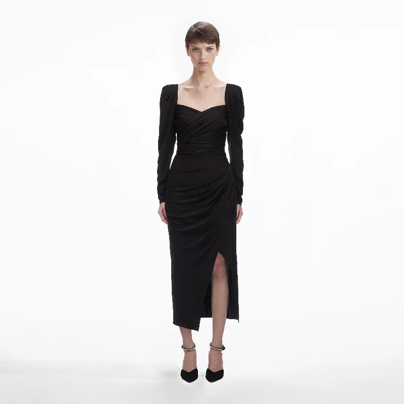 Midi Dresses for fall reunion gatherings-Black Iris Midi Dress