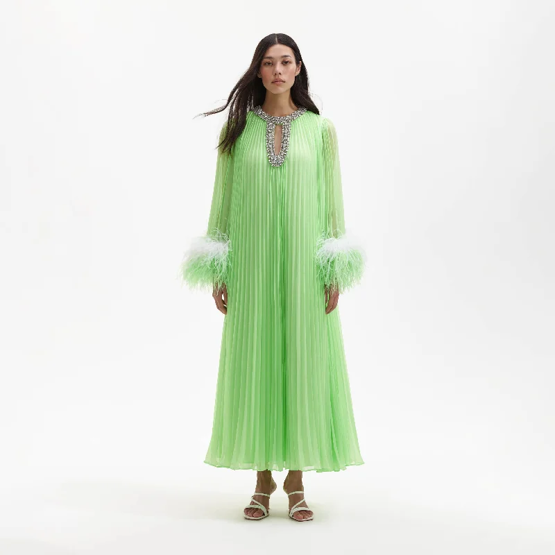 Midi Dresses for elegant family celebrations-Green Chiffon Feather Midi Dress